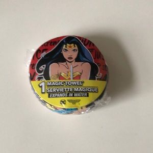 🦸 Wonder Woman magic towel